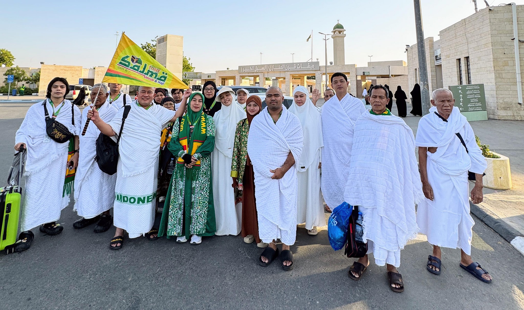 8 Destinasi Ziarah Penuh Berkah di Madinah Mengukir Jejak Spiritual di Kota Nabi salma tour